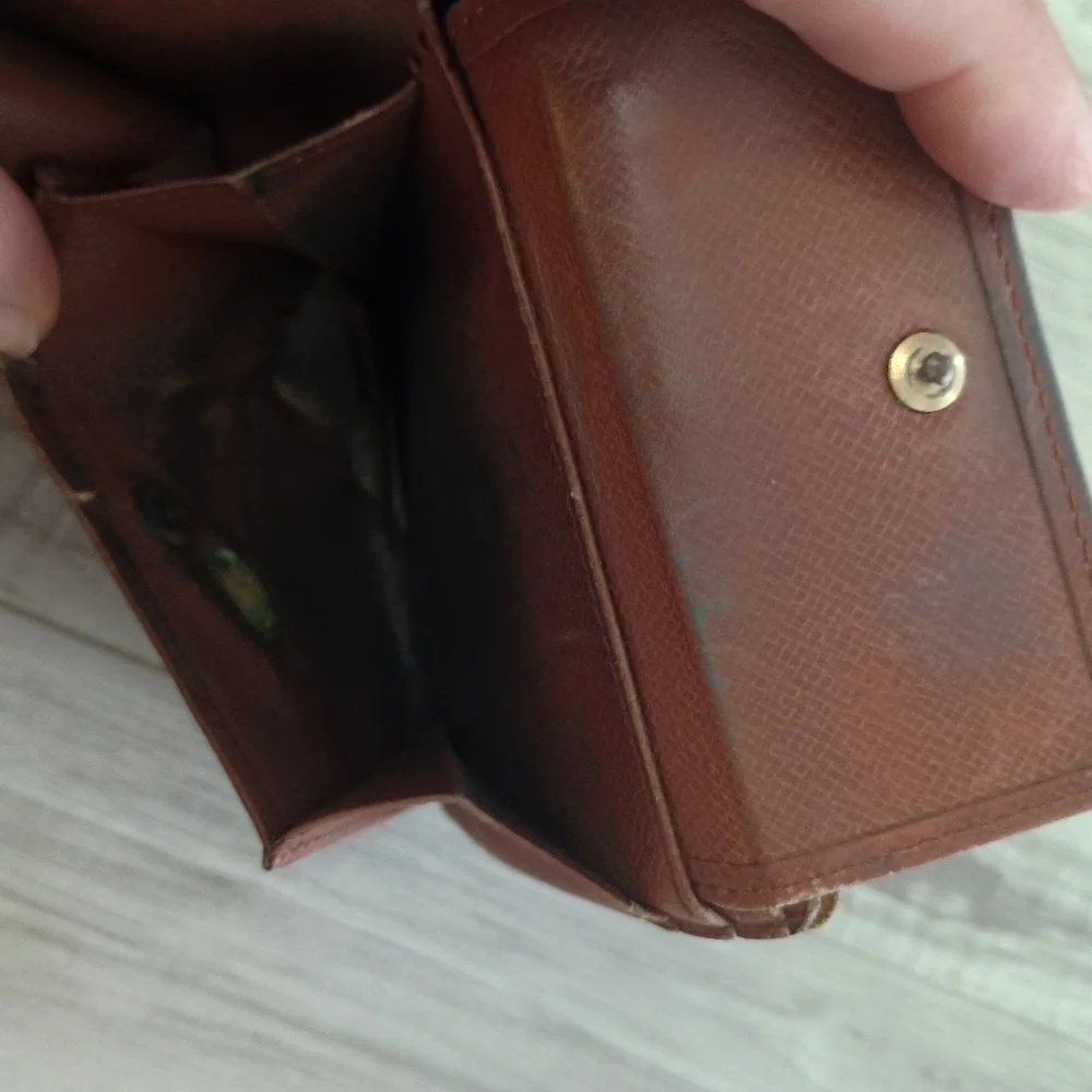 Louis Vuitton Monogram Bifold Wallet Men’s Authentic